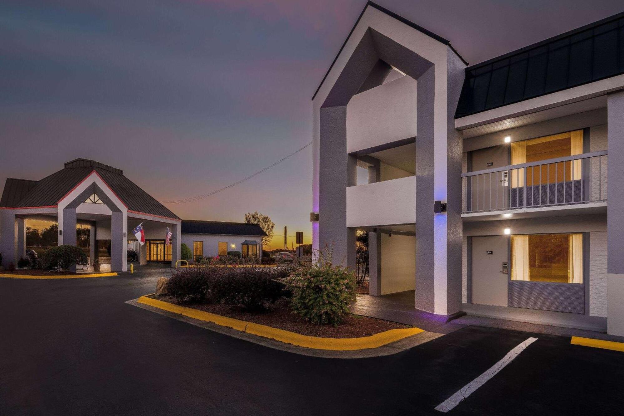 Super 8 By Wyndham Garysburg/Roanoke Rapids Ξενοδοχείο Εξωτερικό φωτογραφία